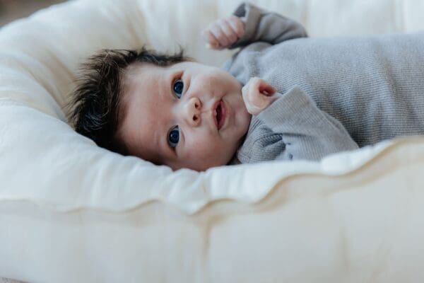 Babynestje broderie bloemen gold - Afbeelding 3