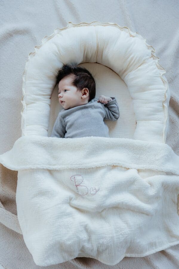 Babynestje broderie bloemen gold - Afbeelding 5